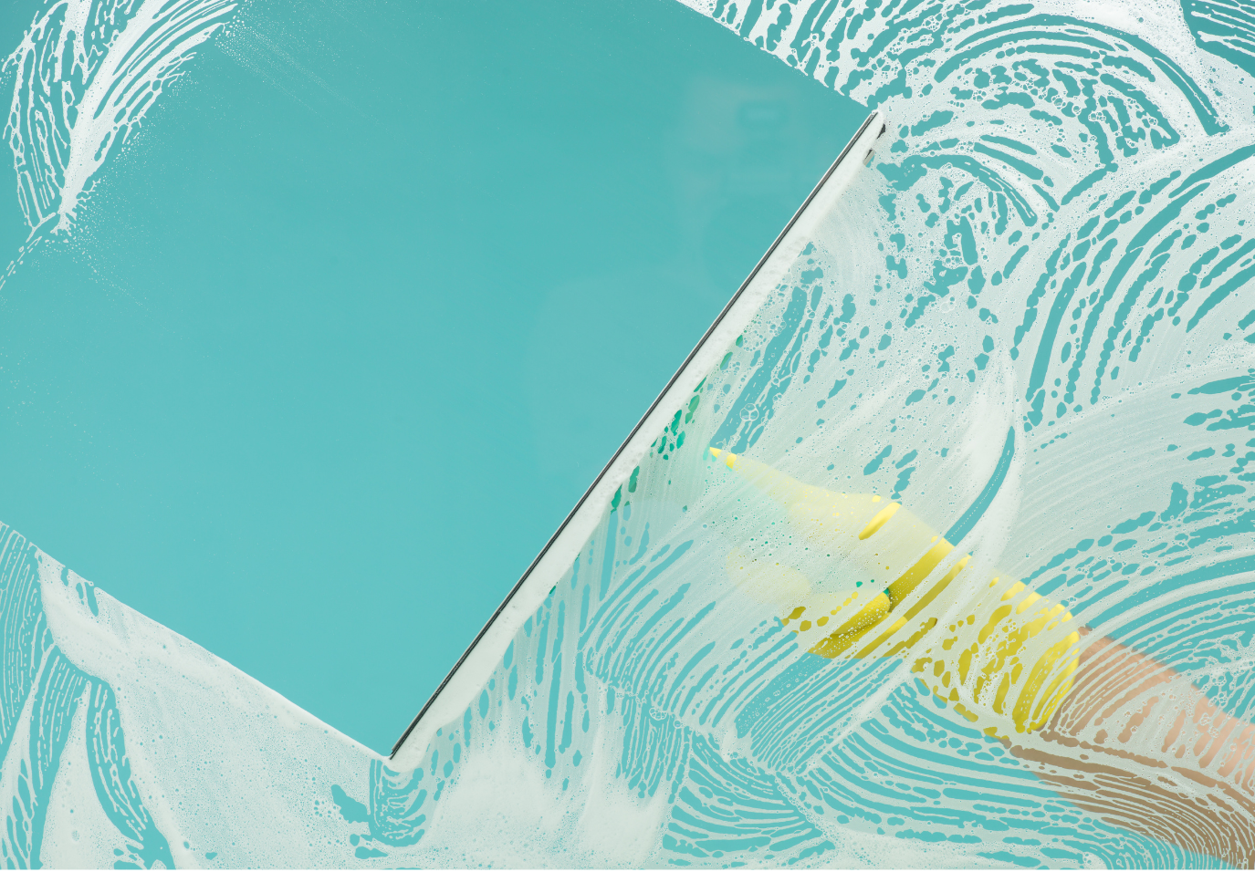 Klare Sicht durch Fensterputzen